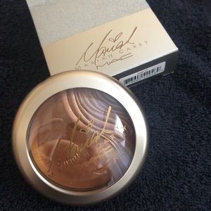 Mariah Carey Mac Extra Dimension SkinFinish